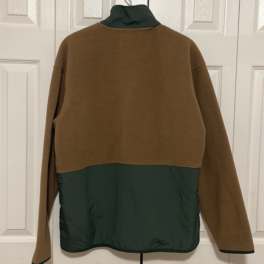Levi’s Relaxed Fit Quarter Zip - Picture 2 of 4